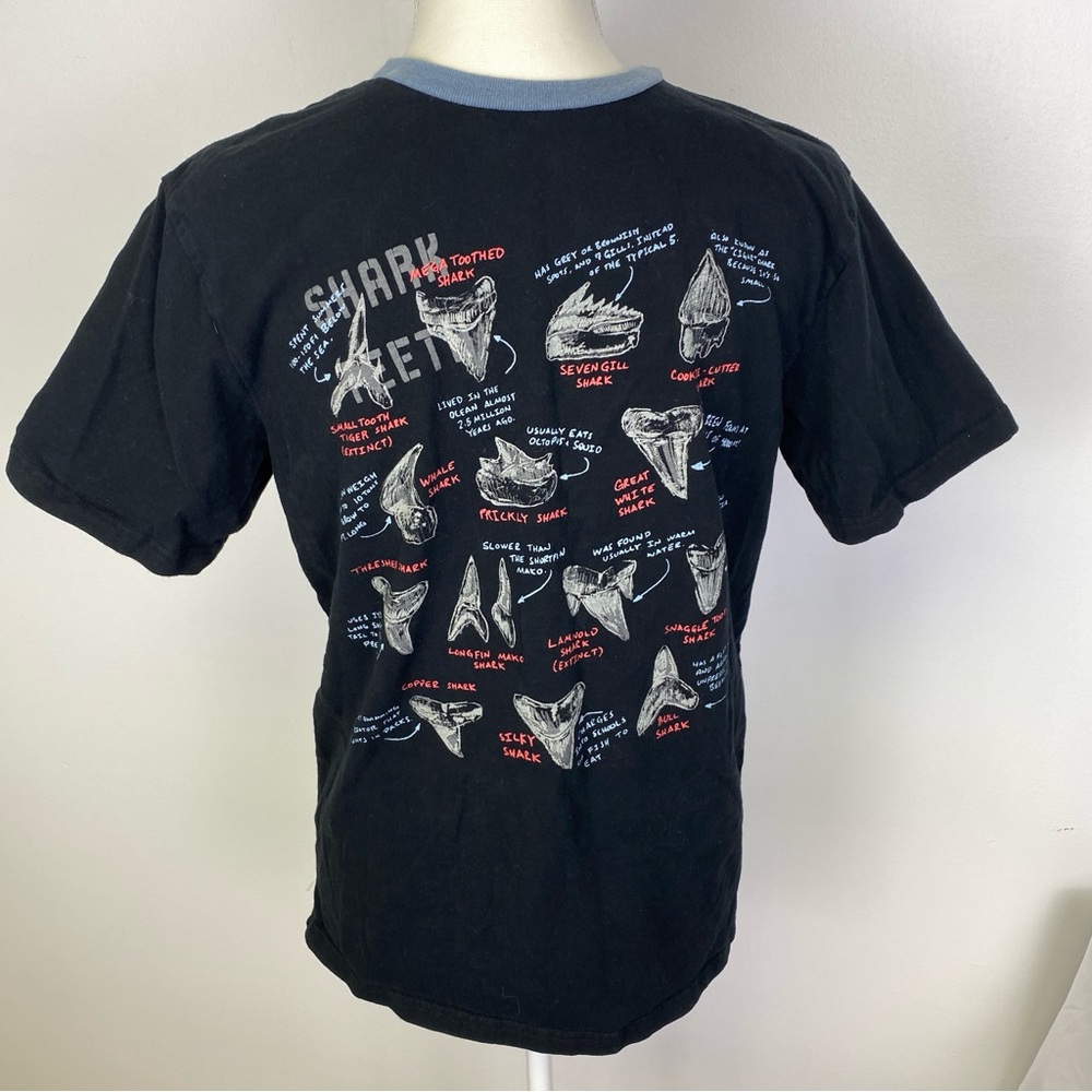 Gap Shark Teeth Graphic T-Shirt Black Size XXL 14 16 Kids